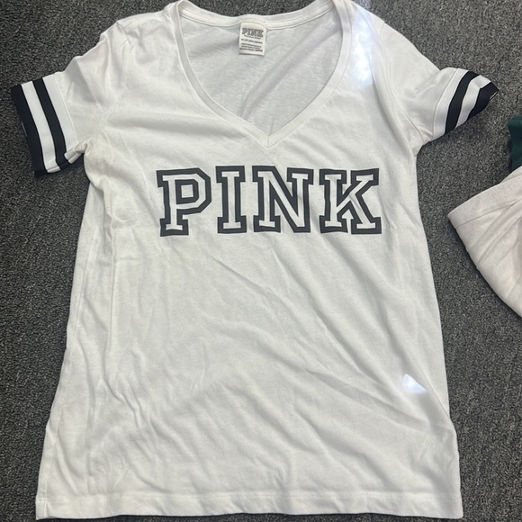 Lot of “PINK” tees - Picture 5 of 6